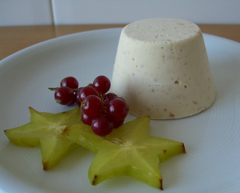 Mousse de turrón y mascarpone con chocolate blanco