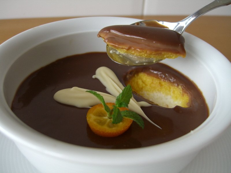 Crema de naranja con chocolate