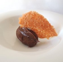 Cremós de chocolate, café y marco de cava