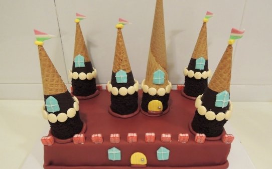 Pastel castillo de chocolate