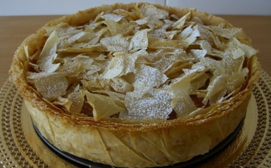 Pastel de requesón y confitura de membrillo