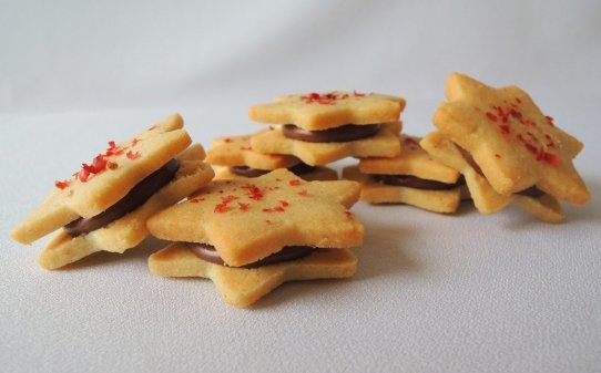 Galletas rellenas de chocolate