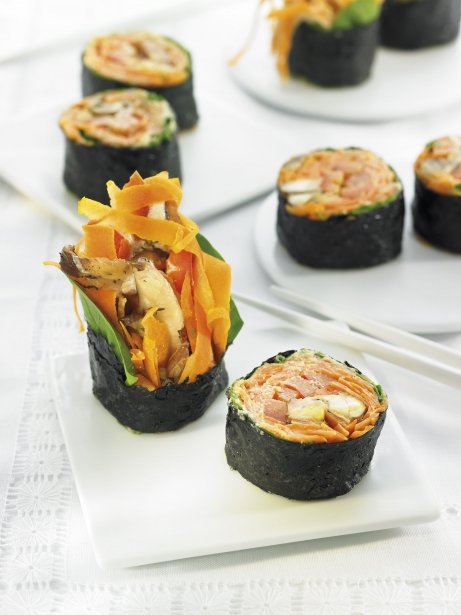 Sushi de zanahoria con shiitake y crema de umeboshi