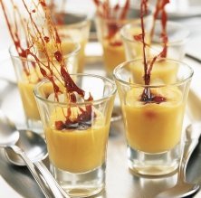 Chupitos de crema catalana