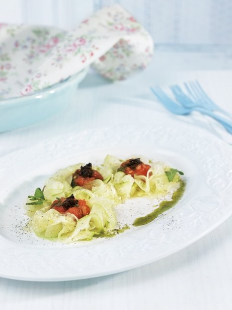 Ensalada de flores de primavera