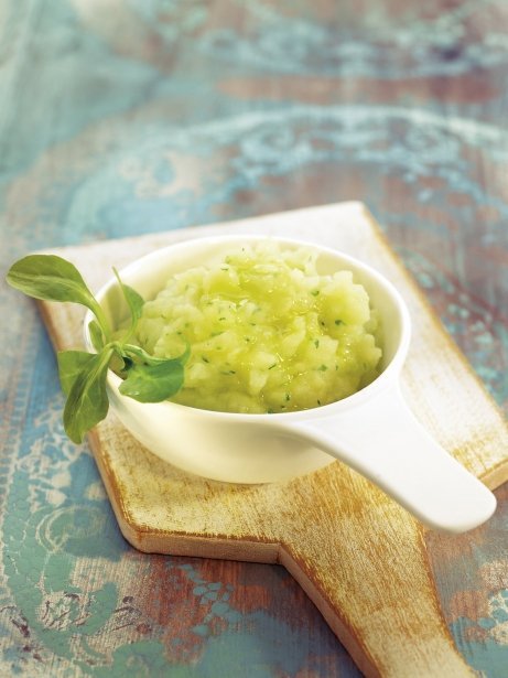 Puré de patatas con peras y crema de berros