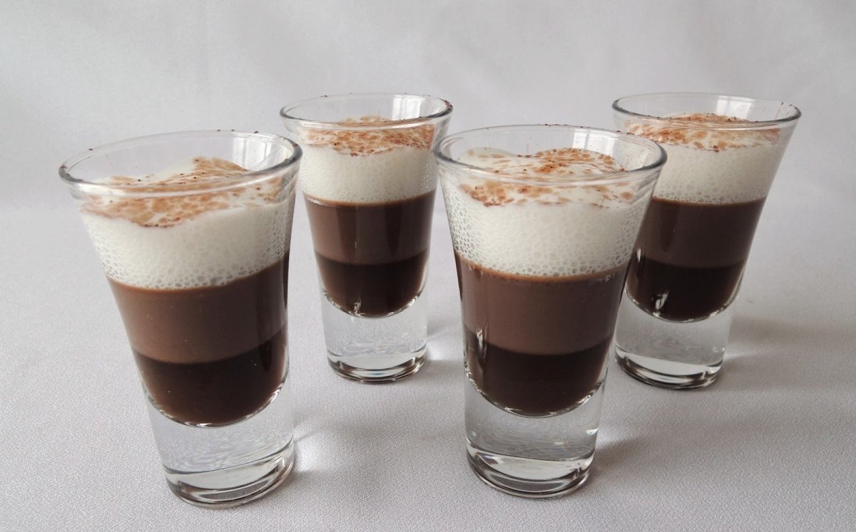 Gotets de vainilla, café y cacau