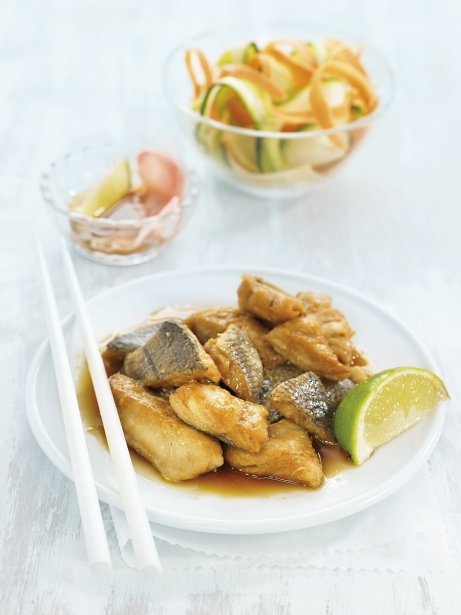 Pescado marinado con jengibre y vinagre de arroz