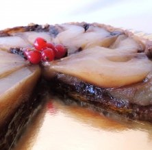 Pastís Tatin de pera i xocolata