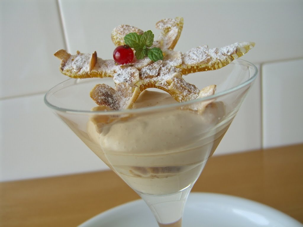 Tiramisú de turrón