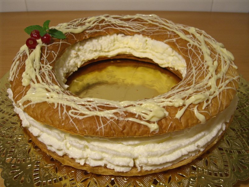 Roscón de crema de yogur