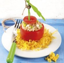 Tomàquets rellenados de ensalada de arrò