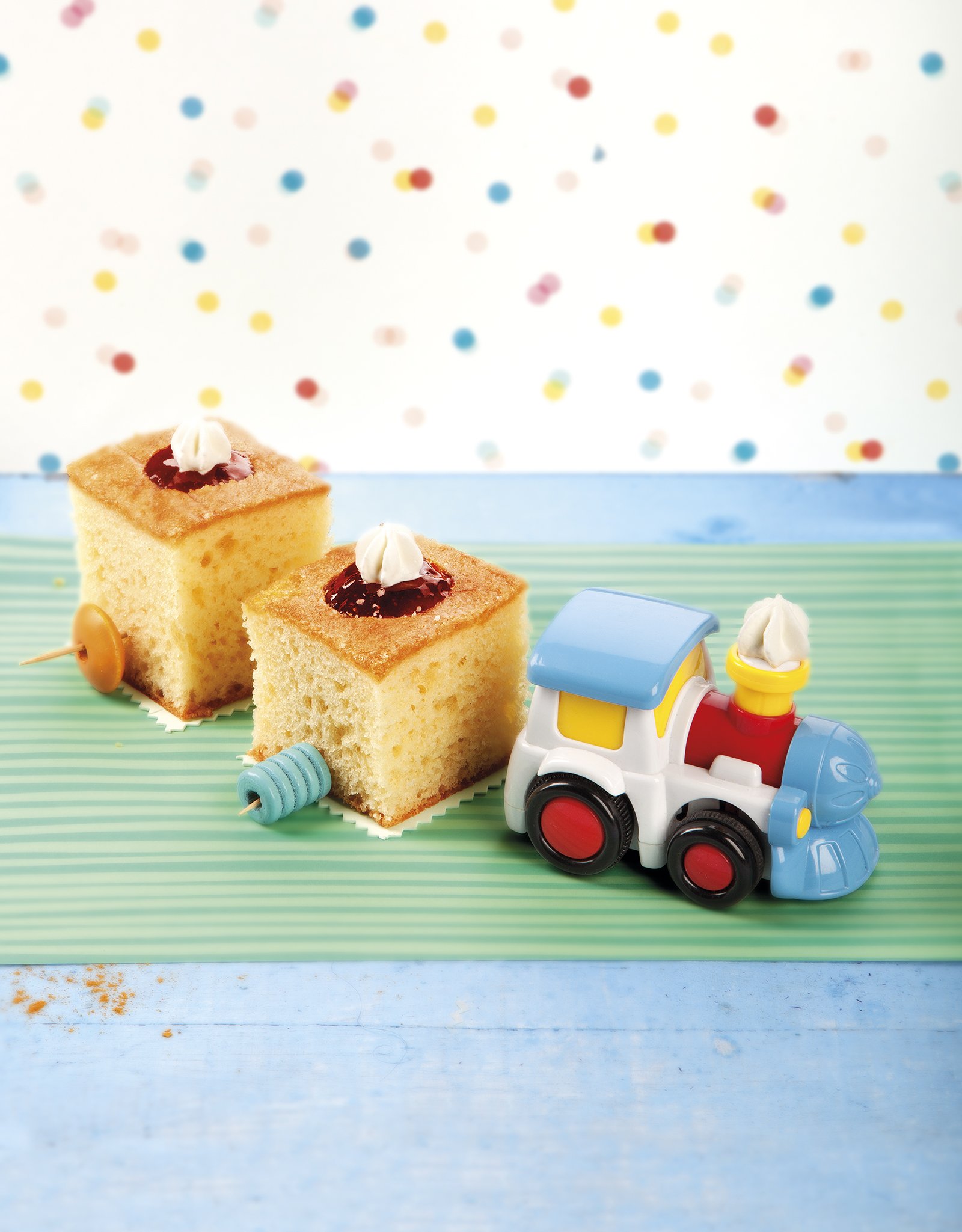 Dados de pellizco rellenado de mermelada de frambuesas