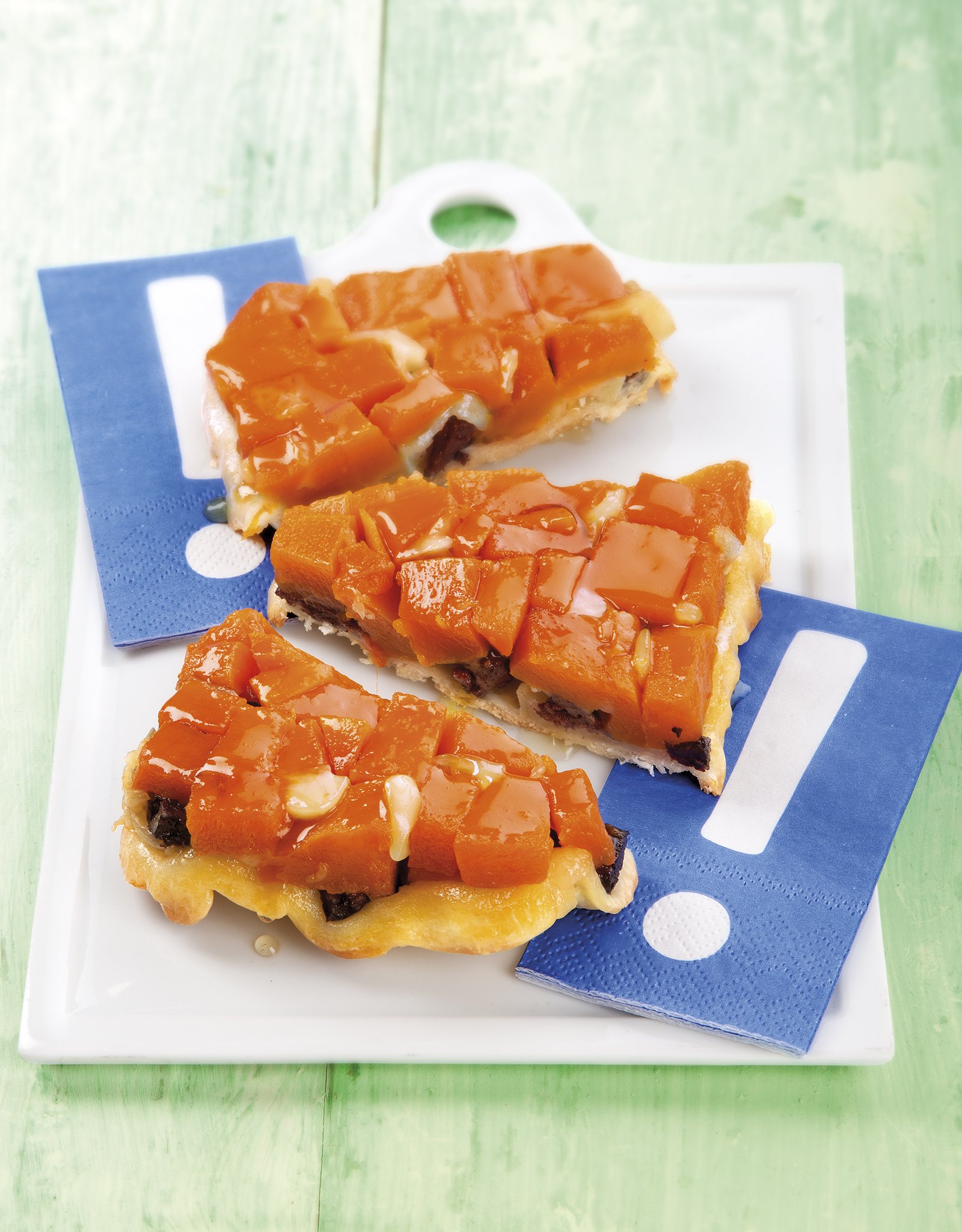 Tatin de carbassa i botifarra negra