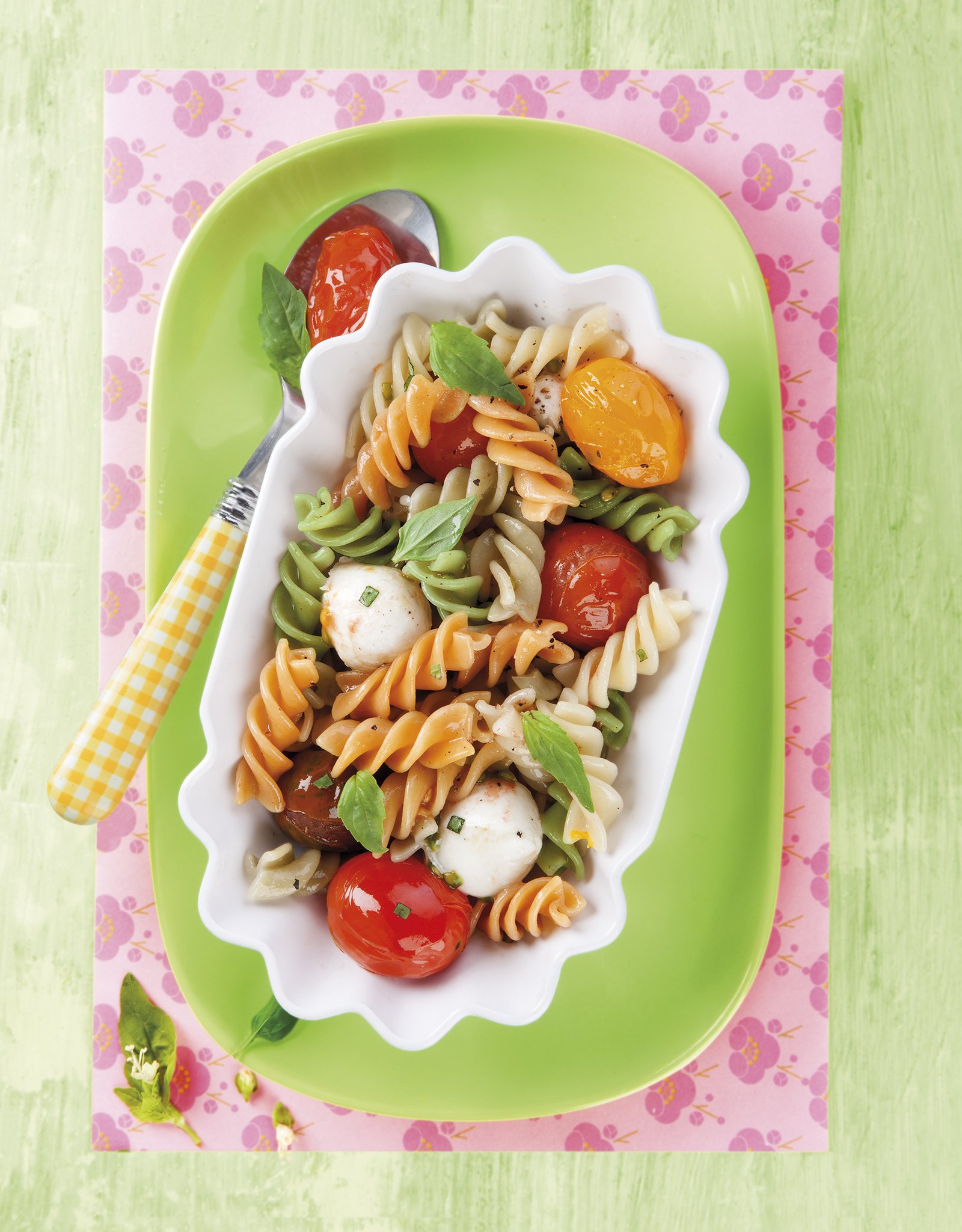 Ensalada de pasta caprese