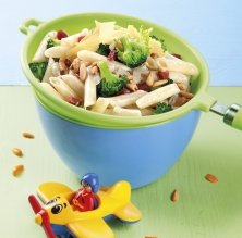 Macarrones con brécol y jamón