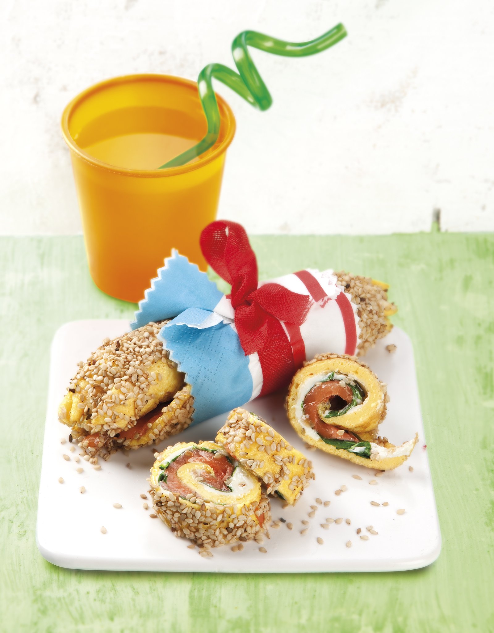 Truita enrotllada amb espinacs i salmó