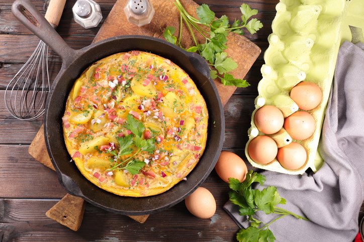 Tortilla y sus ingredientes / Thinkstock