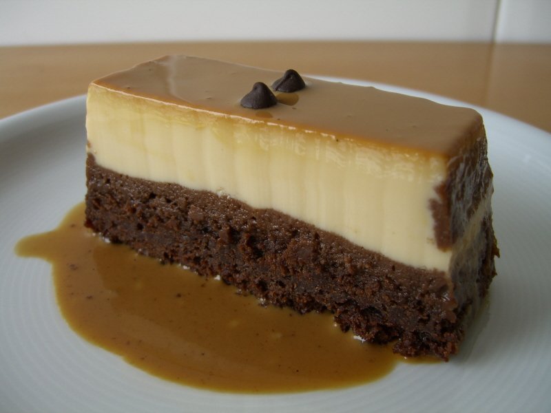 Brownie-flam o 'pastís màgic'