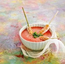 Gazpacho de sandía, granizado de albahaca y cigalas