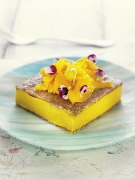 Tarta helada de mango