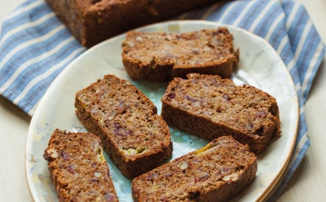 Pan de plátano, alforfón y dàtils