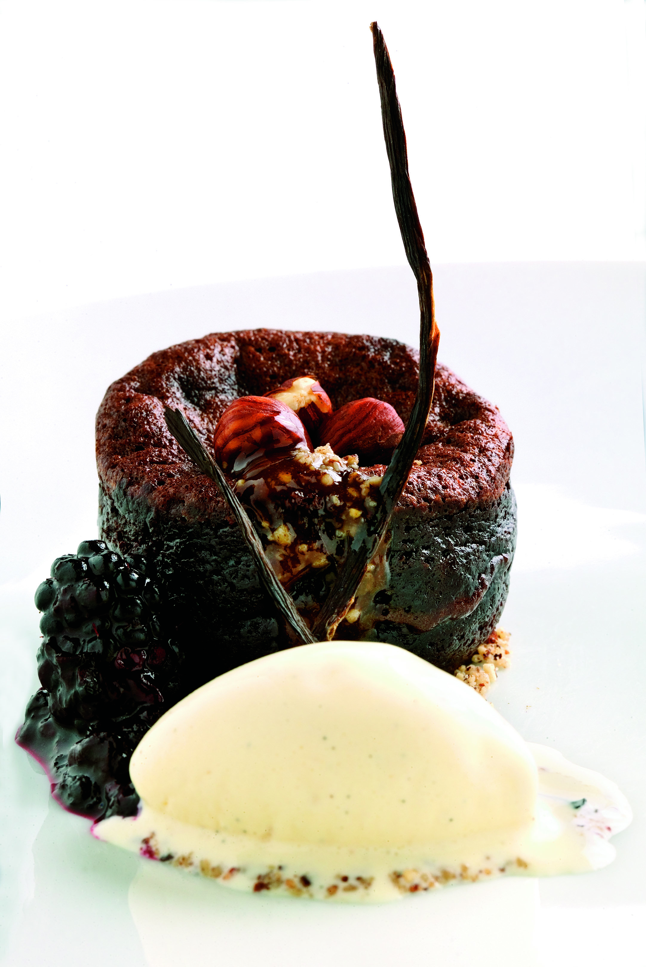 Fondant d'avellanes amb gelat de vainilla