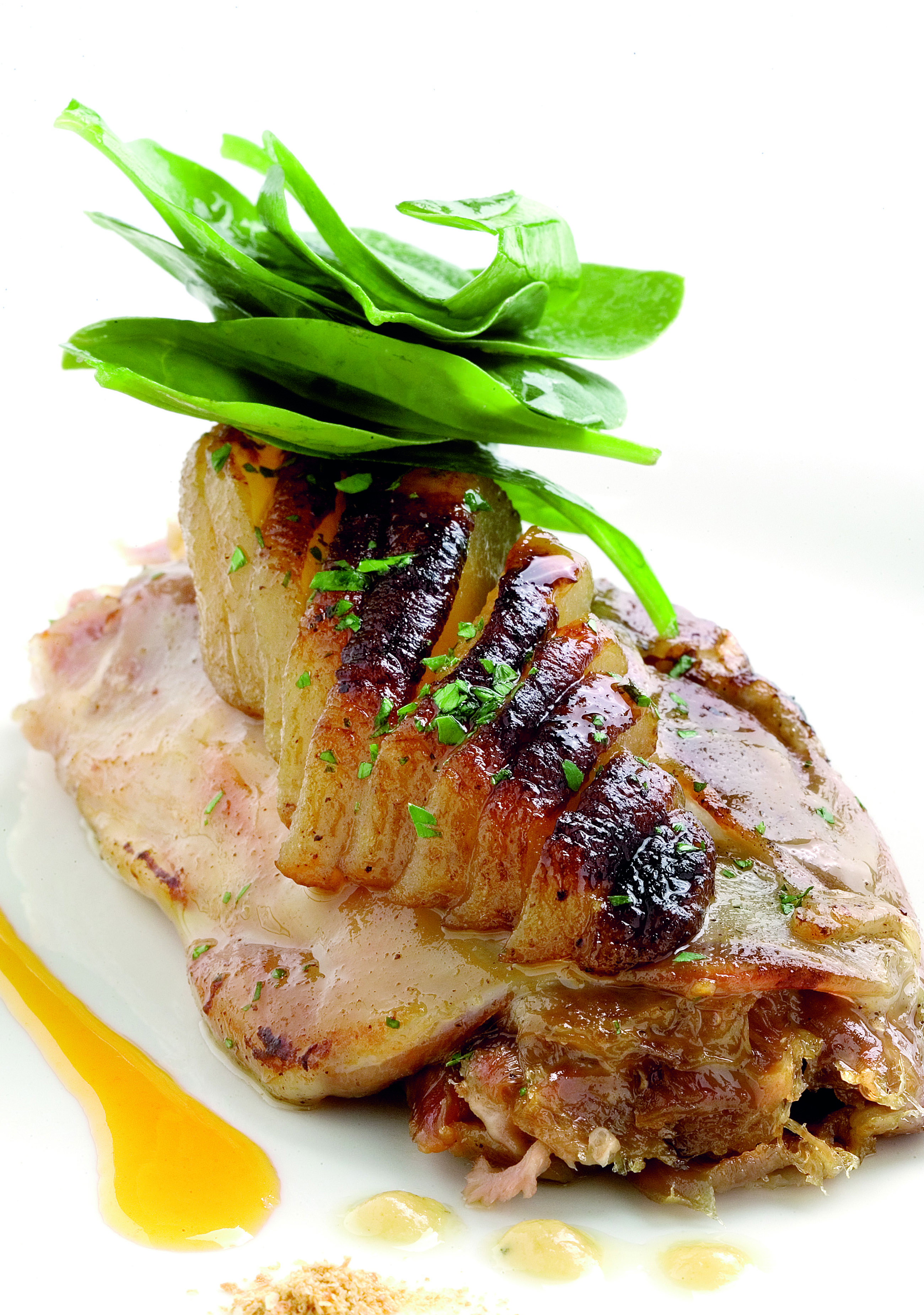 Espatlla de cabrit rostida amb peres