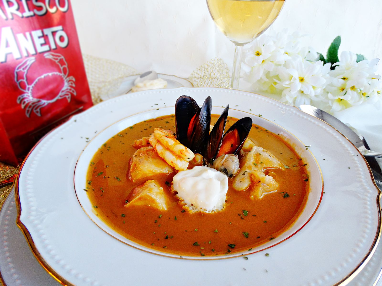 Bullabesa con crema de marisco