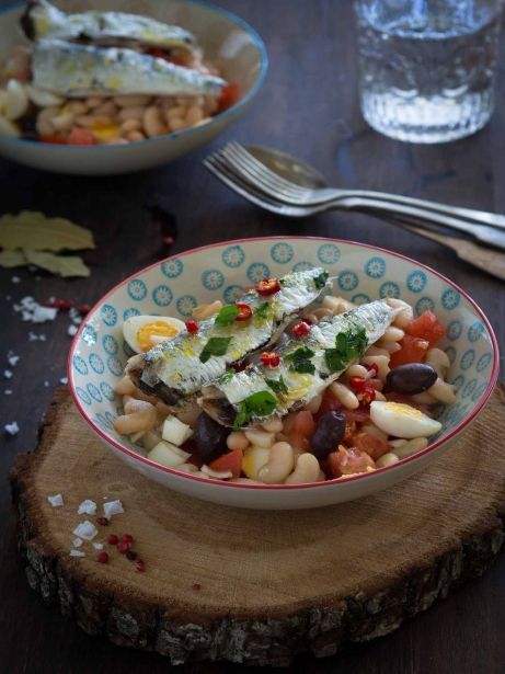 Empedrat amb sardines