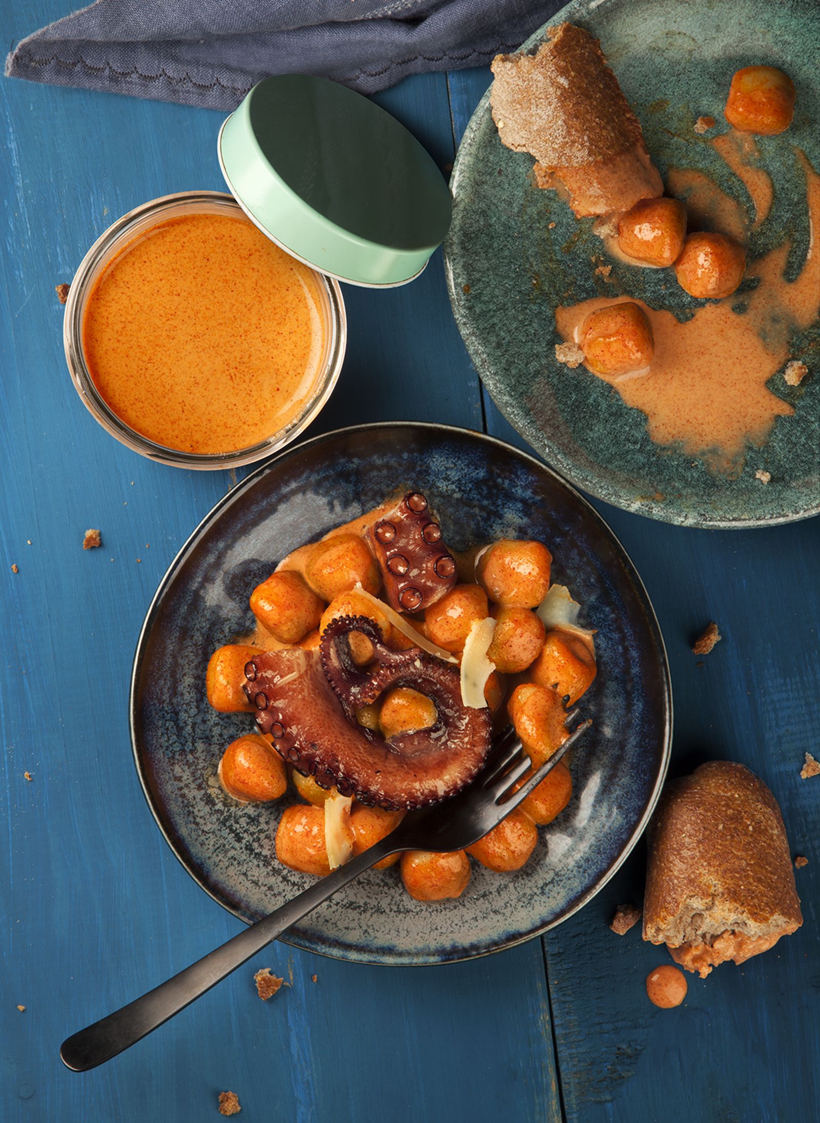 Nyoquis de patata amb pop rostit