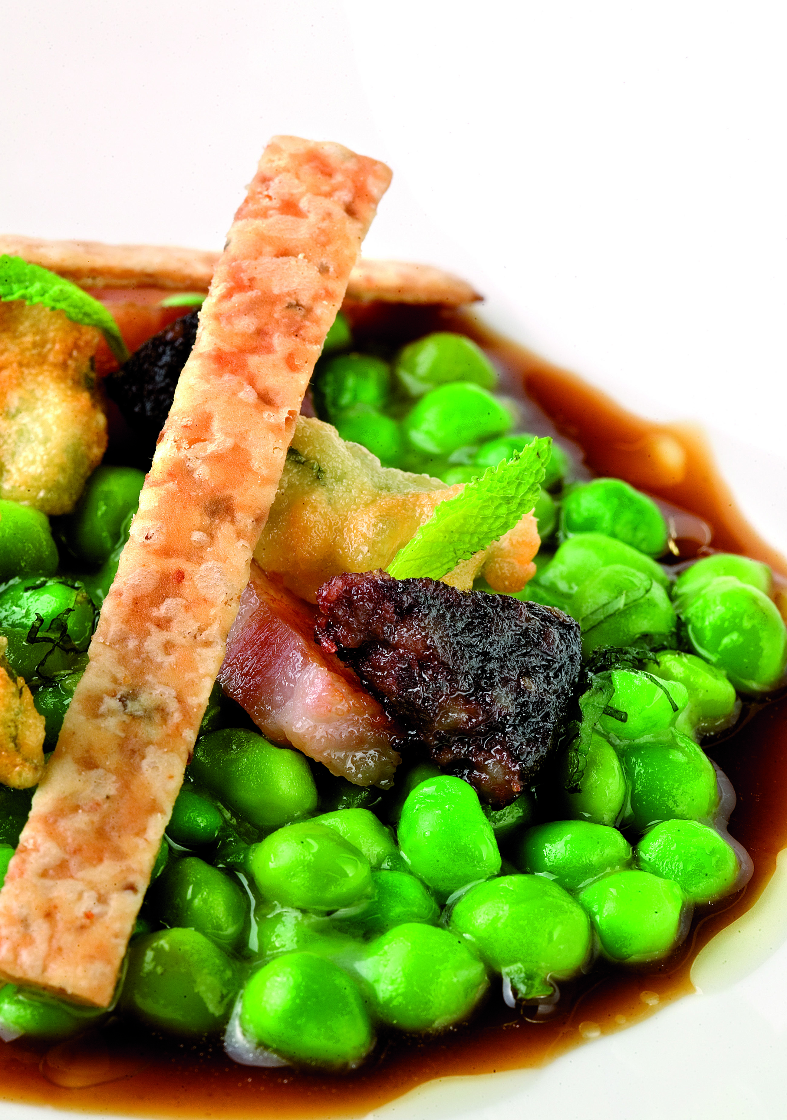 Pèsols del Maresme ofegats amb coca de llardons