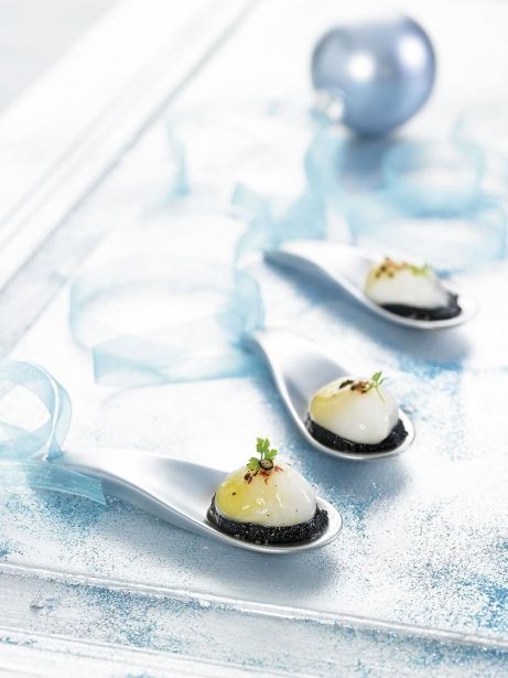 Huevo de codorniz a baja temperatura con caviar
