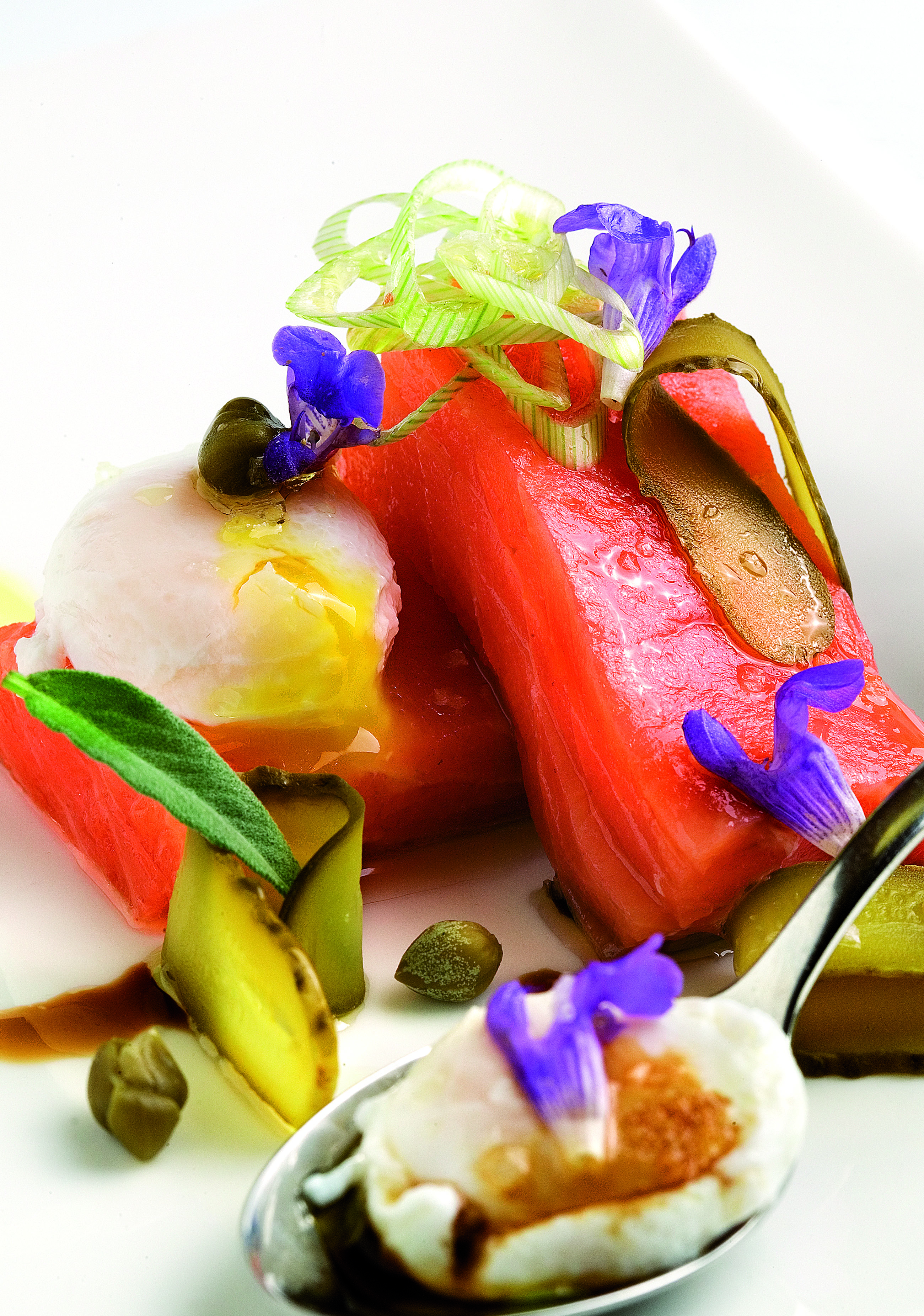 Llom de salmó fumat amb salsa tàrtara a la nostra manera