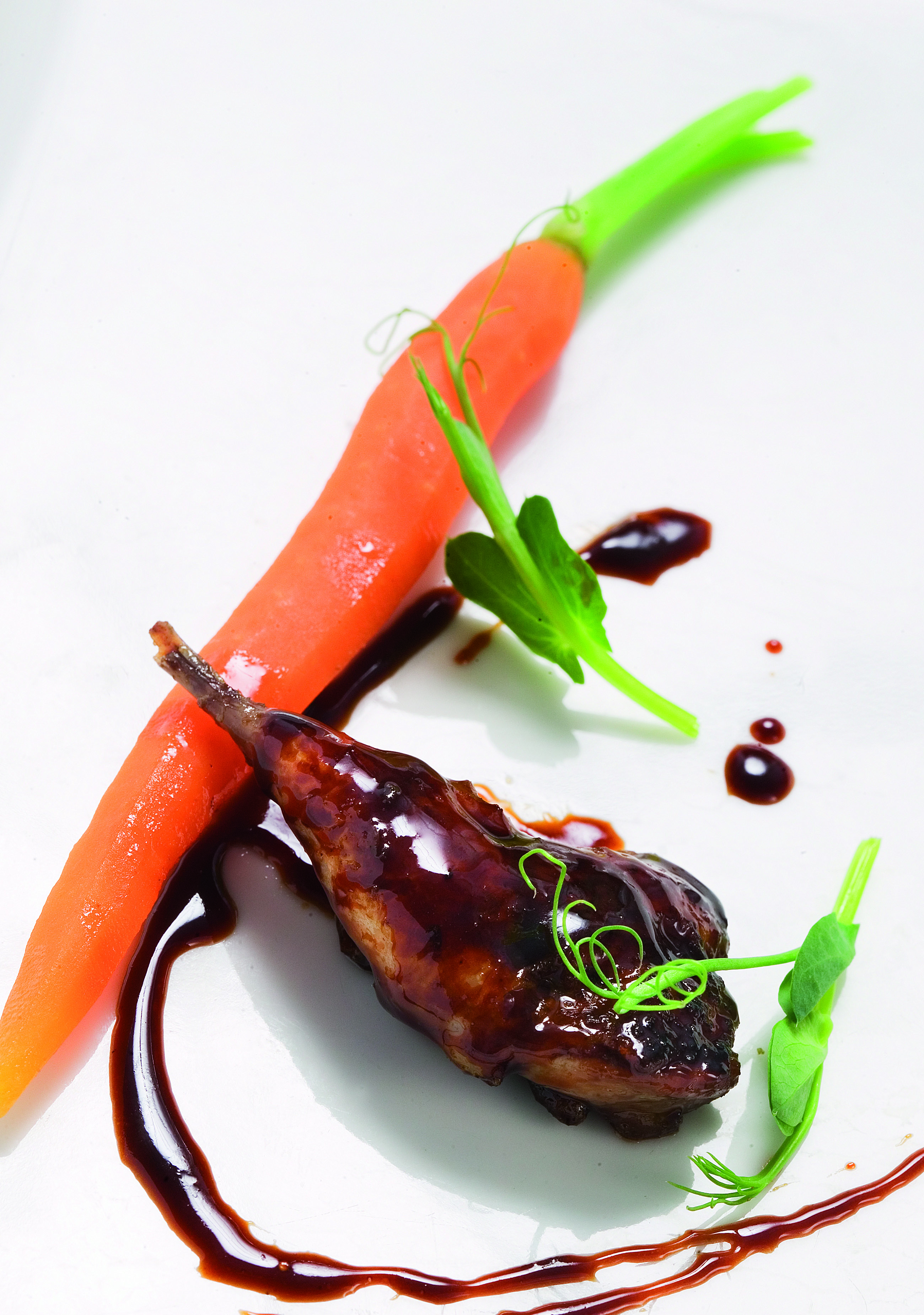 Guatlla glacejada i pastanagues joves