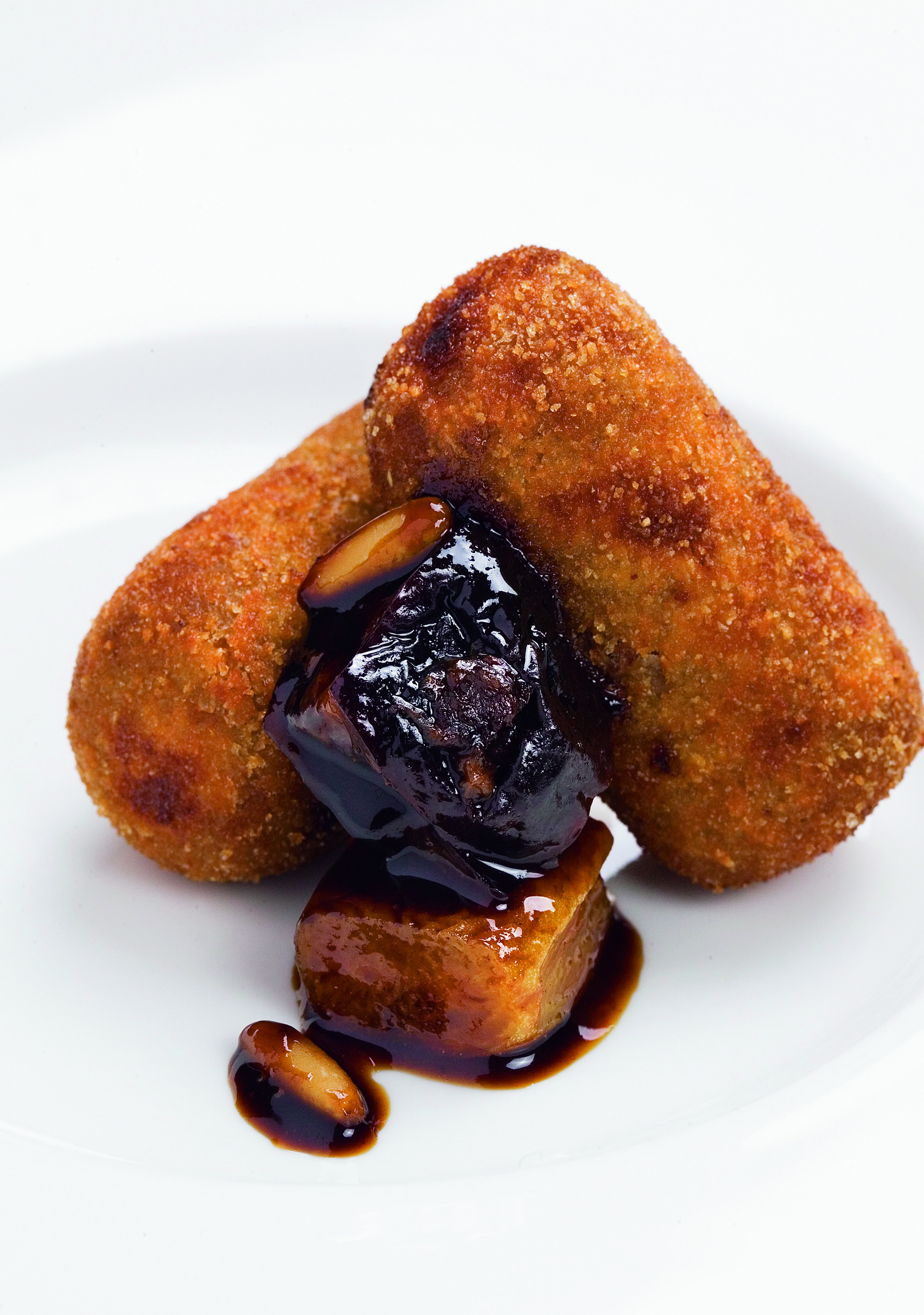 Croquetes de civet de pollastre a la catalana