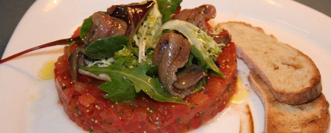 Tartar de tomate con anchoas de l'Escala