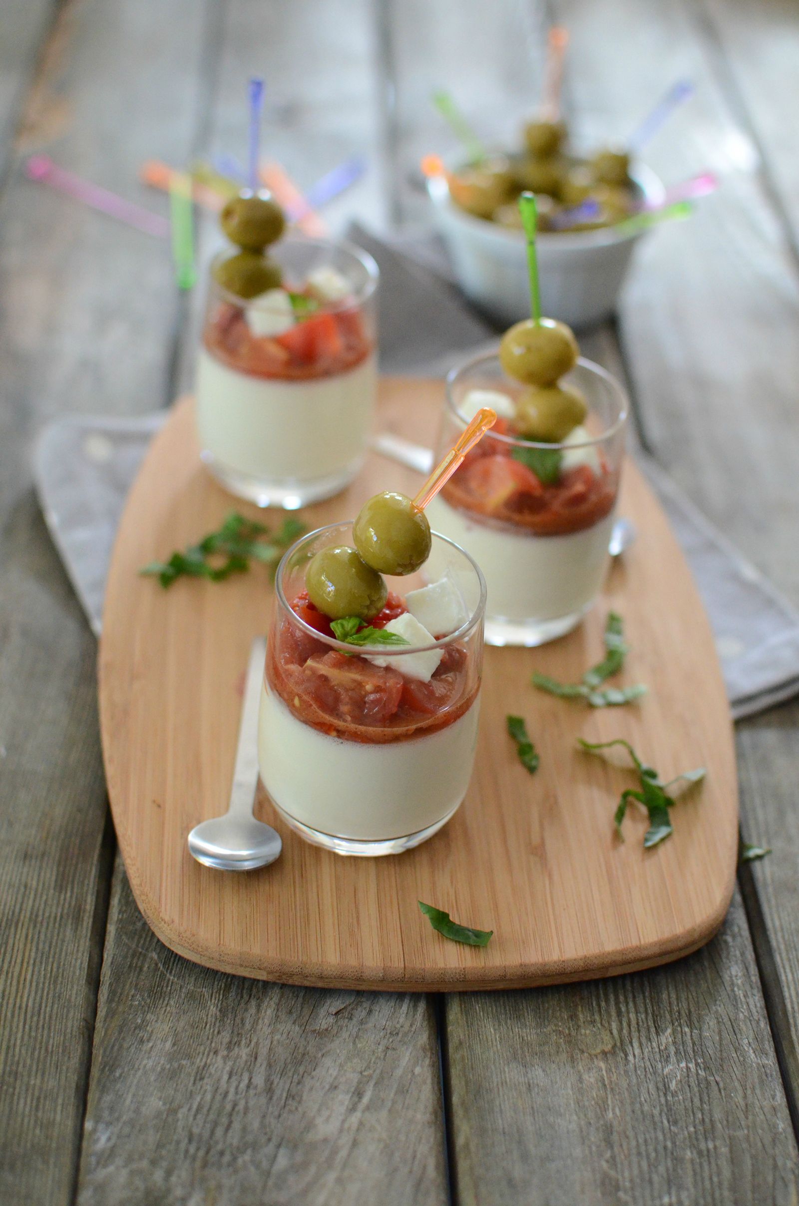 Pannacotta de mozzarella i tomàquet