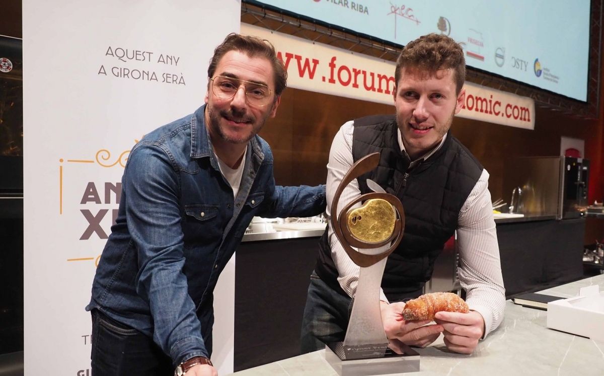 El guanyador d'una edició anterior del concurs el Millor Xuixo del Món, amb Jordi Roca