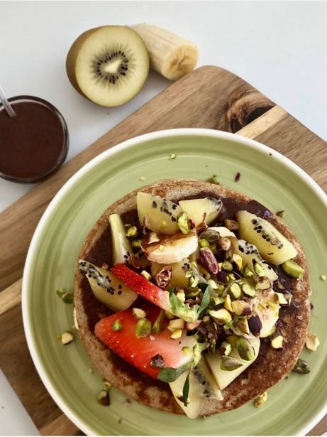 Pancakes de avena, plátano y kiwi