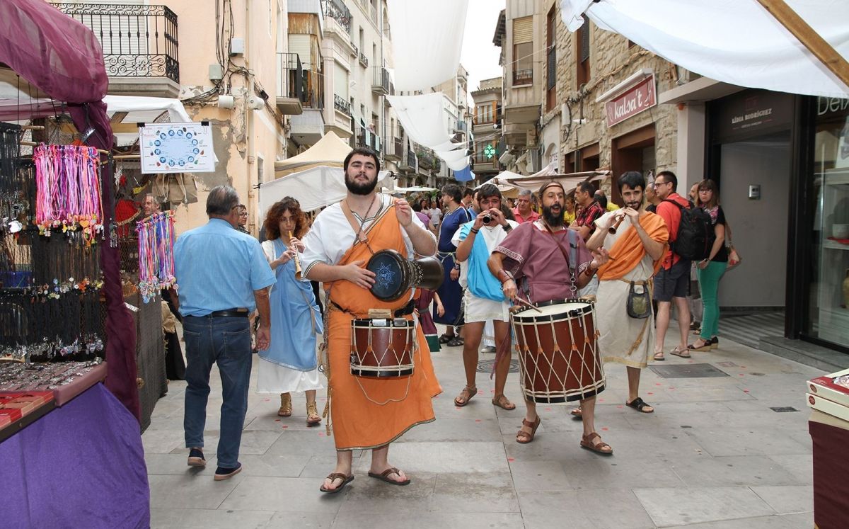 Cercavila inaugural del Mercat Romà de Guissona