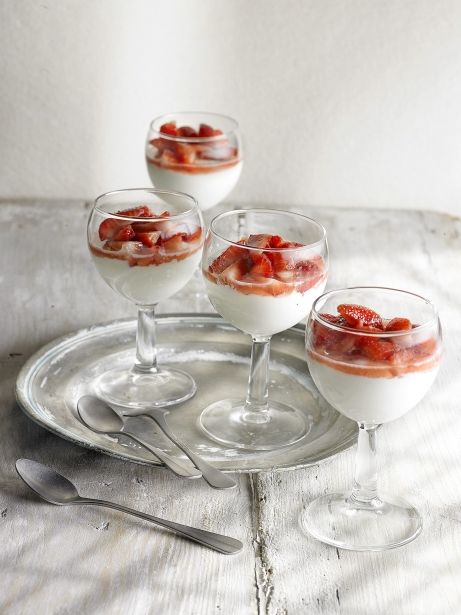 Fresas maceradas con cremoso de mascarpone