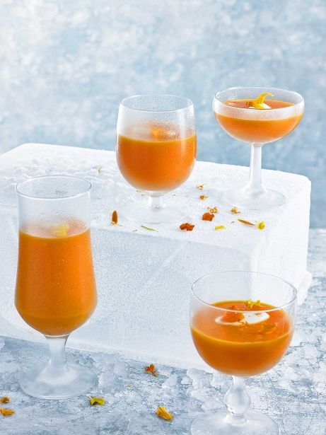 Gazpacho de naranja, jengibre, zanahoria y yogur griego