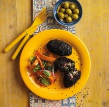 'Arancini' d'arròs venere amb peix