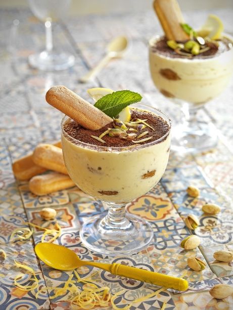 Tiramisú de pistachos y limón