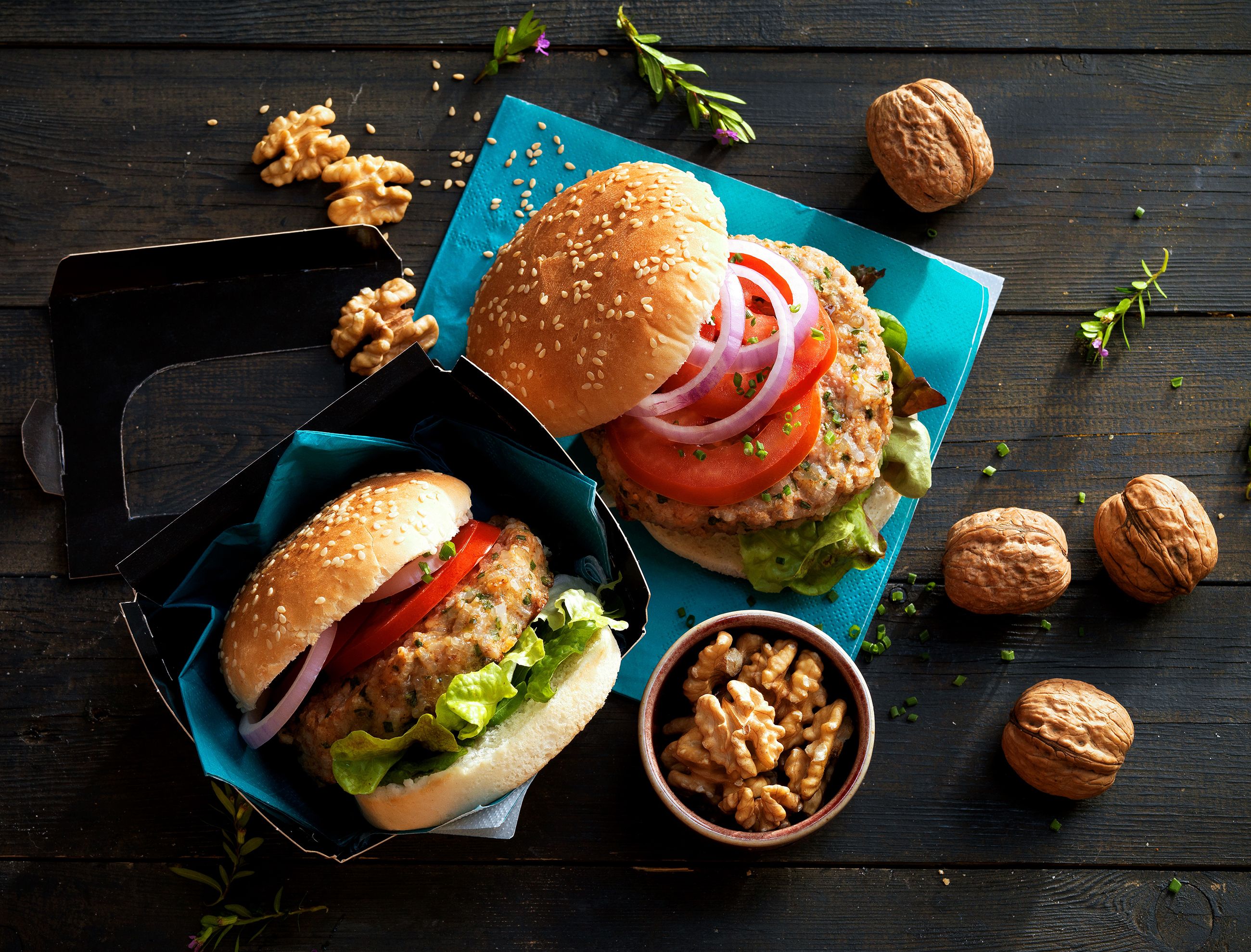 Hamburgueses de nous, salmó i arròs