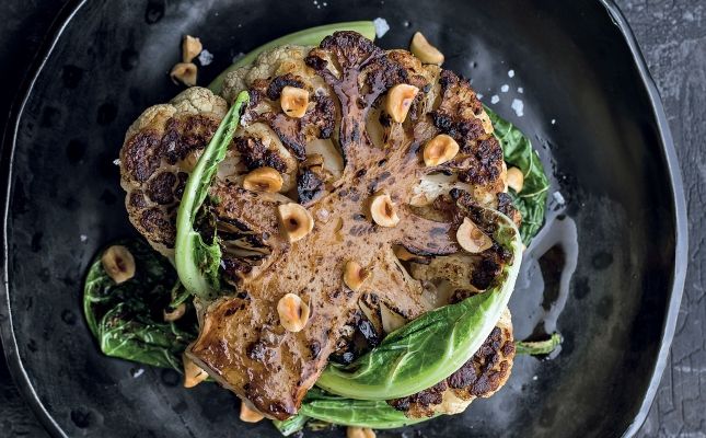 Coliflor amb greix de vedella i avellanes