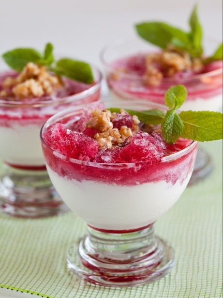 Yogur con granizado de mora