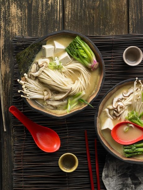 Ramen vegetarià amb miso i bolets