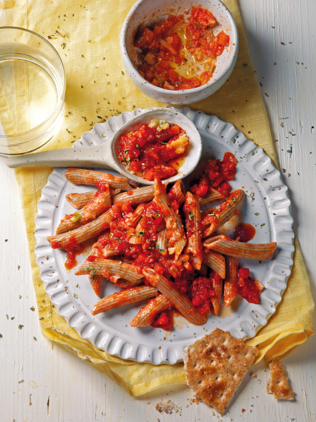 Macarrons de fajol amb bolonyesa de coliflor